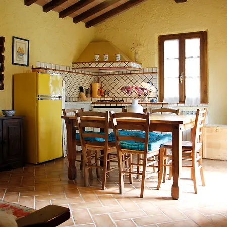 Casale Vigna Carbona カントリーハウス ガヴォッラーノ